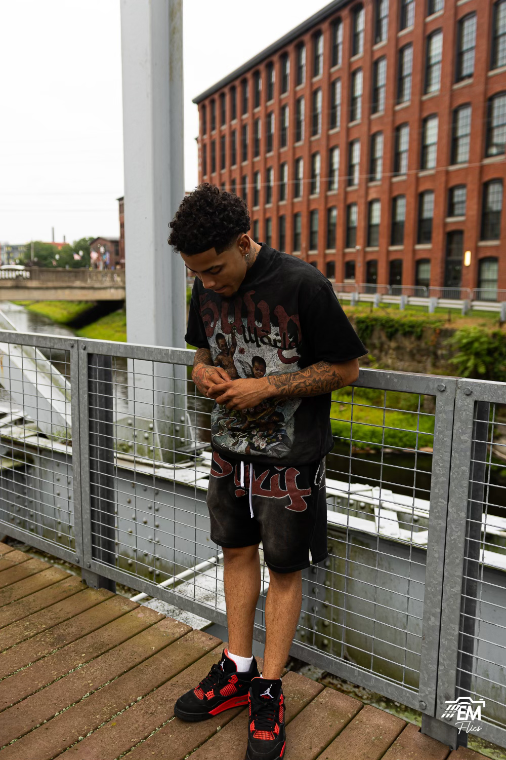 SUVY Short Sleeve cropped T-Shirt & Shorts